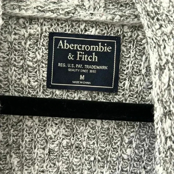 Women’s Abercrombie & Fitch A&F Gray Open Sweater Cardigan with Pockets! Size M - Picture 2 of 9